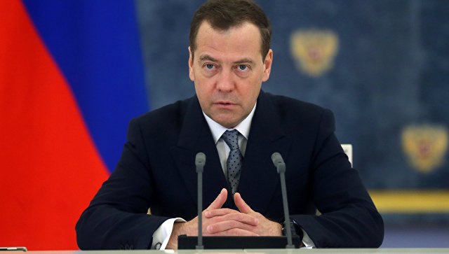 Медведев поддержал создание медучреждений по системе ГЧП