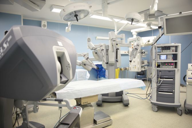 Четыре московские клиники получат гранты на развитие высокотехнологичной медицины